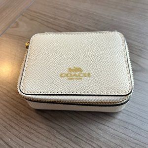 Coach Pill Box Crossgrain Leather with Three Bottles ( Chalk )
